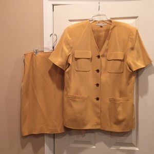 Vintage Kasper 100% silk, fully lined skirt suit.